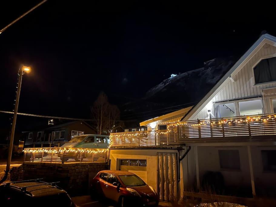 Sentralt Pa Fastlandet Og Gaavstand Til Alle Fasiliteter! Tromsdalen Экстерьер фото